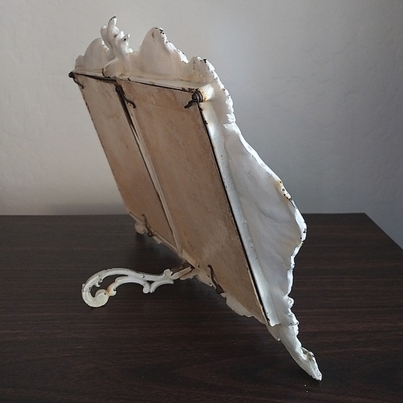 Antique Cast Metal Floral Standing Picture Frame for two Pictures - Picture 7 of 16